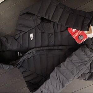 The North Face Action Heated down slim fit black jacket NEW with tags